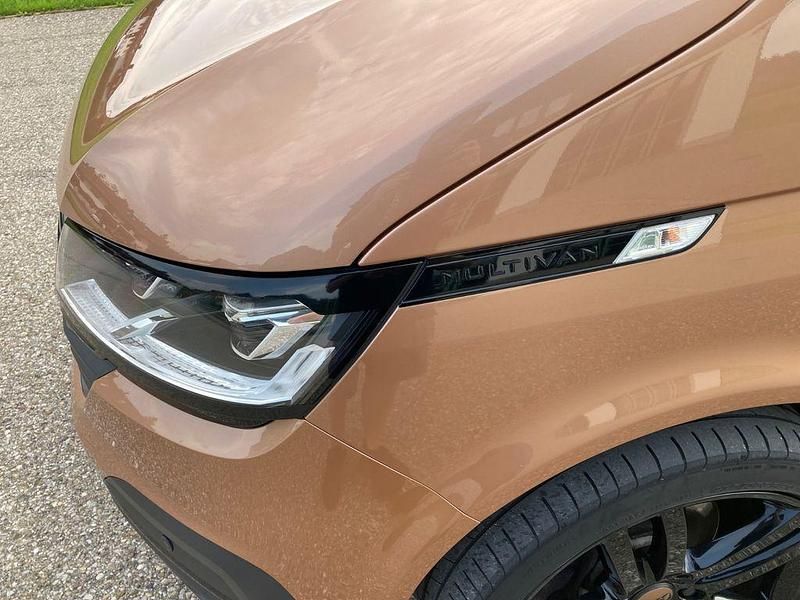 Gebraucht VW Multivan Generation Six 199 PS (146 kW) 2020 Braun Van