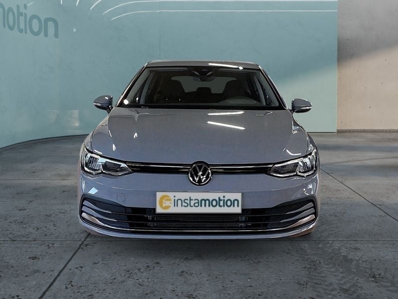 Gebraucht VW Golf VIII Move 150 PS (110 kW) 2024 Grau Limousine