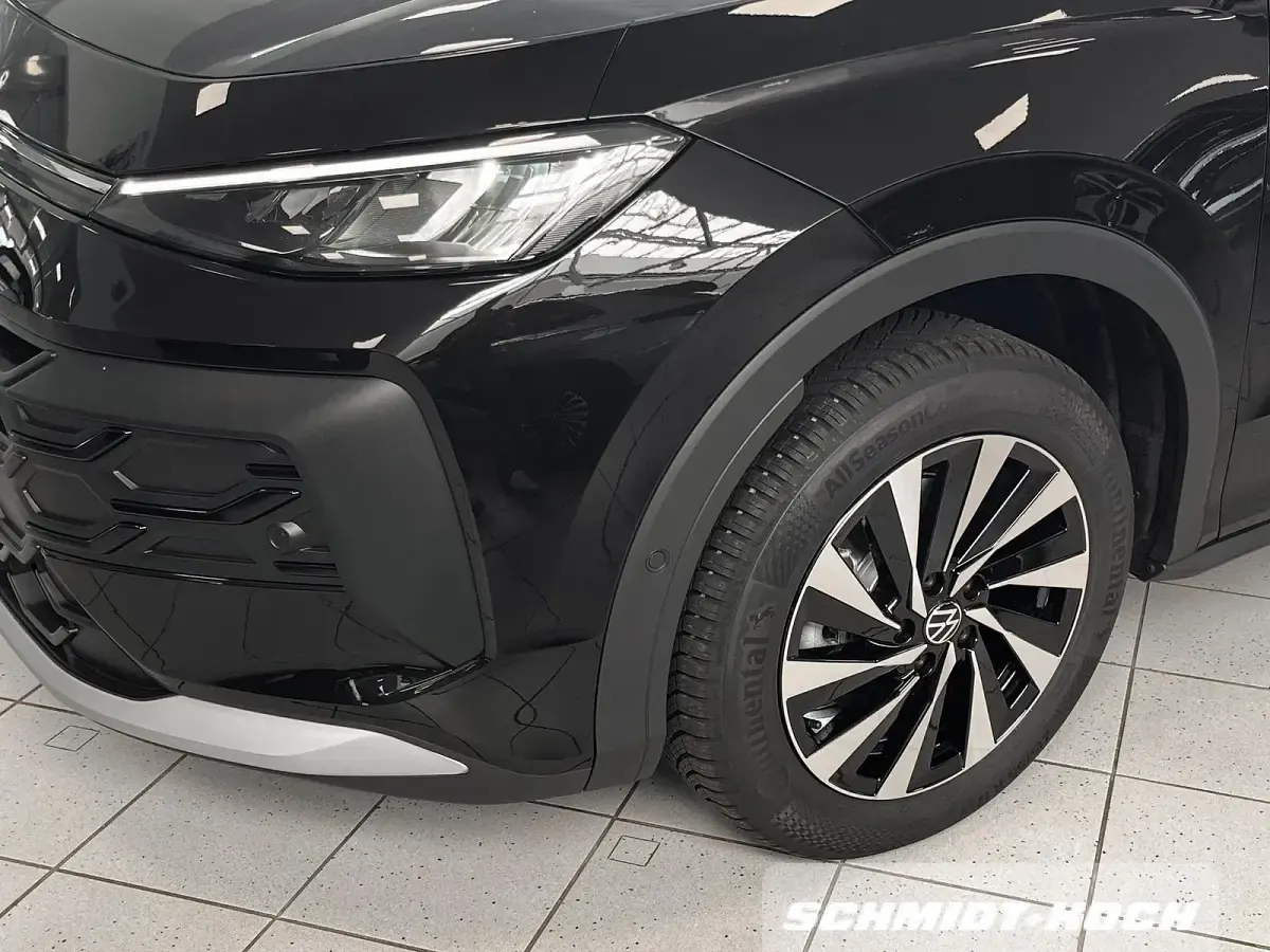 Neu VW T-Roc Life 116 PS (85 kW) 2026 Grenadillschwarz (schwarz) SUV