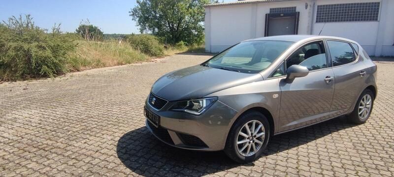 Grau Gebraucht 2015 Seat Ibiza Style Kleinwagen | 6.400 € (Fairer Preis) - Bild 1/4