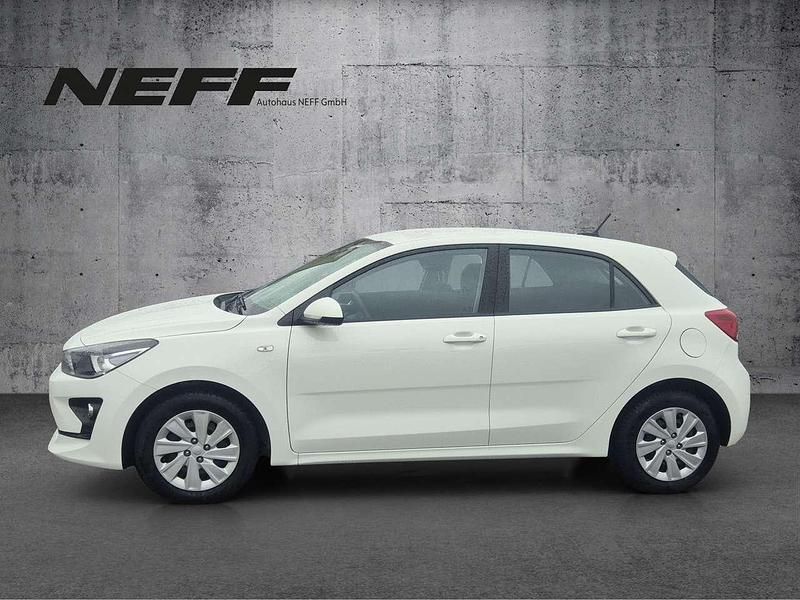 Gebraucht Kia Rio Edition 7 84 PS (61 kW) 2022 Schneeweiss Limousine