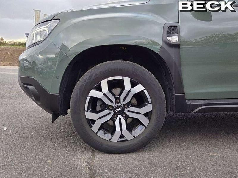 Gebraucht Dacia Duster Journey 131 PS (96 kW) 2023 Safarigrüngrau SUV