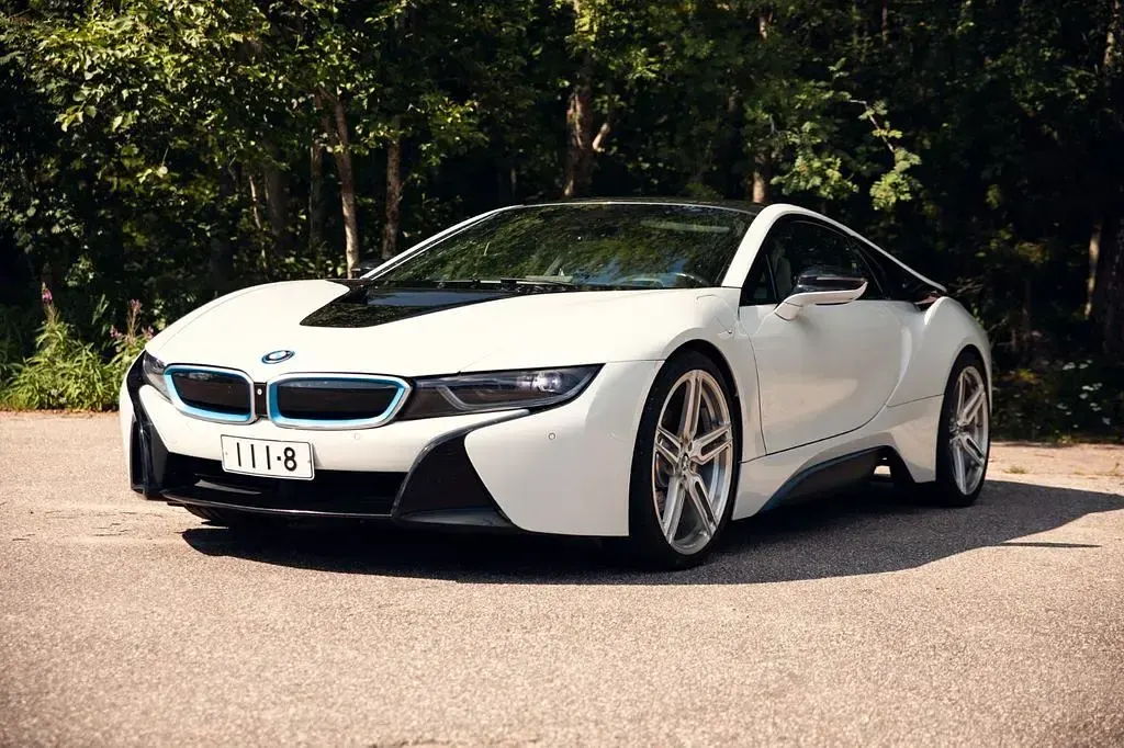 Gebraucht BMW i8 362 PS (266 kW) 2015 Weiß Coupé
