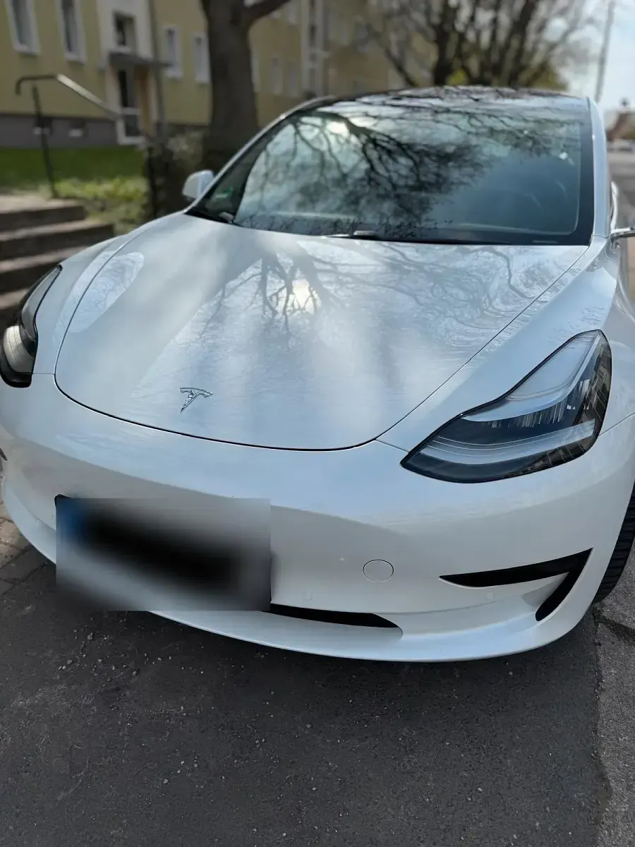 Second-hand Tesla Model 3 Standard Range Plus 239 kW (325 CP) 2020 Alb Berlinǎ