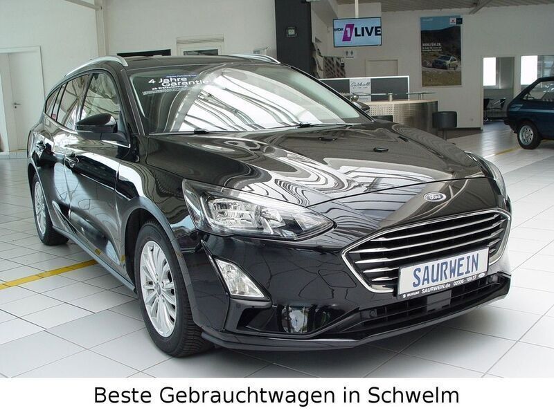 Gebraucht Ford Focus Titanium 155 PS (114 kW) 2020 Schwarz metallic Kombi