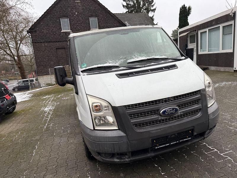 Weiß Gebraucht 2014 Ford Transit Limousine | 5.999 € (Superpreis) - Bild 1/4