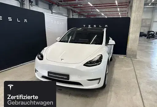 Gebraucht Tesla Model Y 273 kW (372 PS) 2024 Weiß SUV