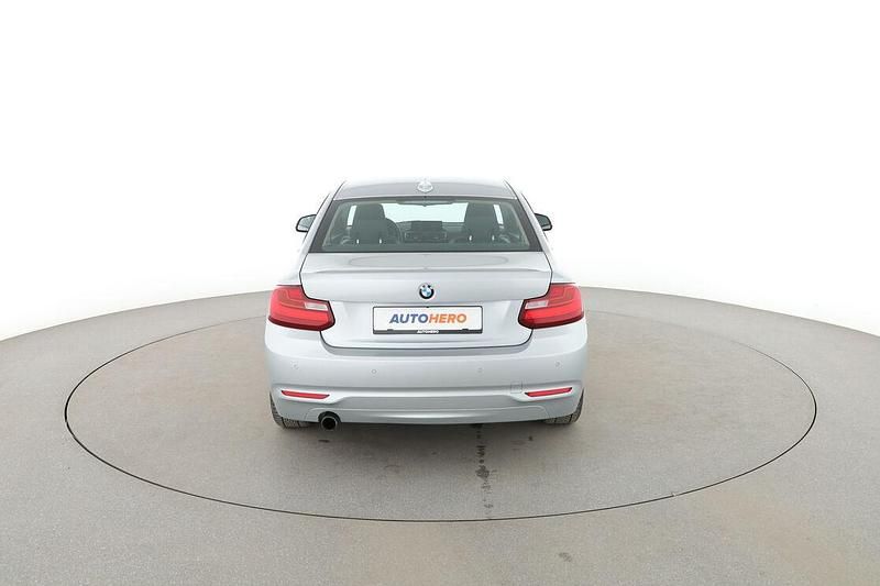 Gebraucht BMW 218 136 PS (100 kW) 2016 Silber Coupé