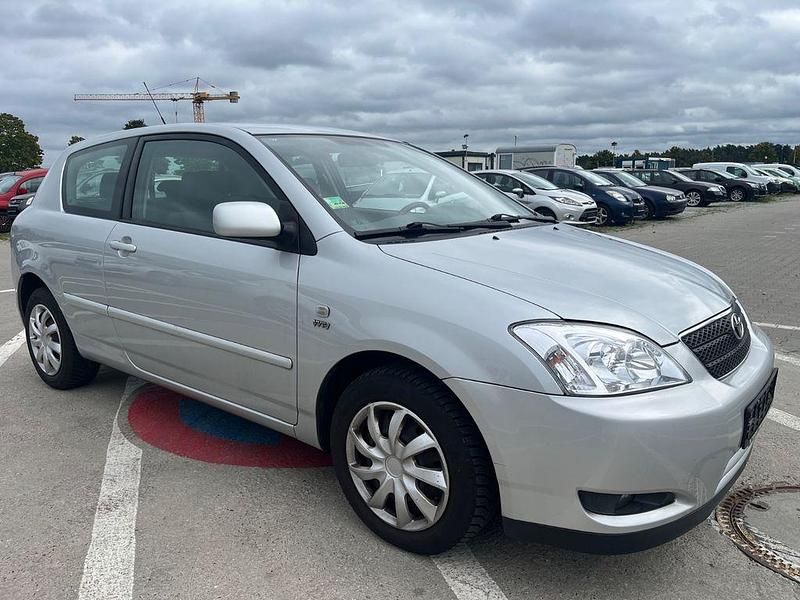 Silber Gebraucht 2003 Toyota Corolla Sol Kleinwagen | 2.499 € (Guter Preis) - Bild 1/4