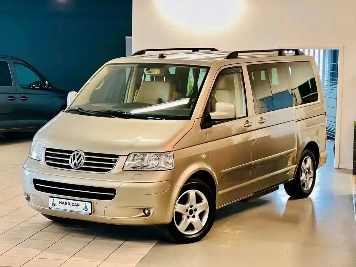 Gebraucht VW Multivan Highline 156 PS (114 kW) 2006 Gold Van / Kleinbus