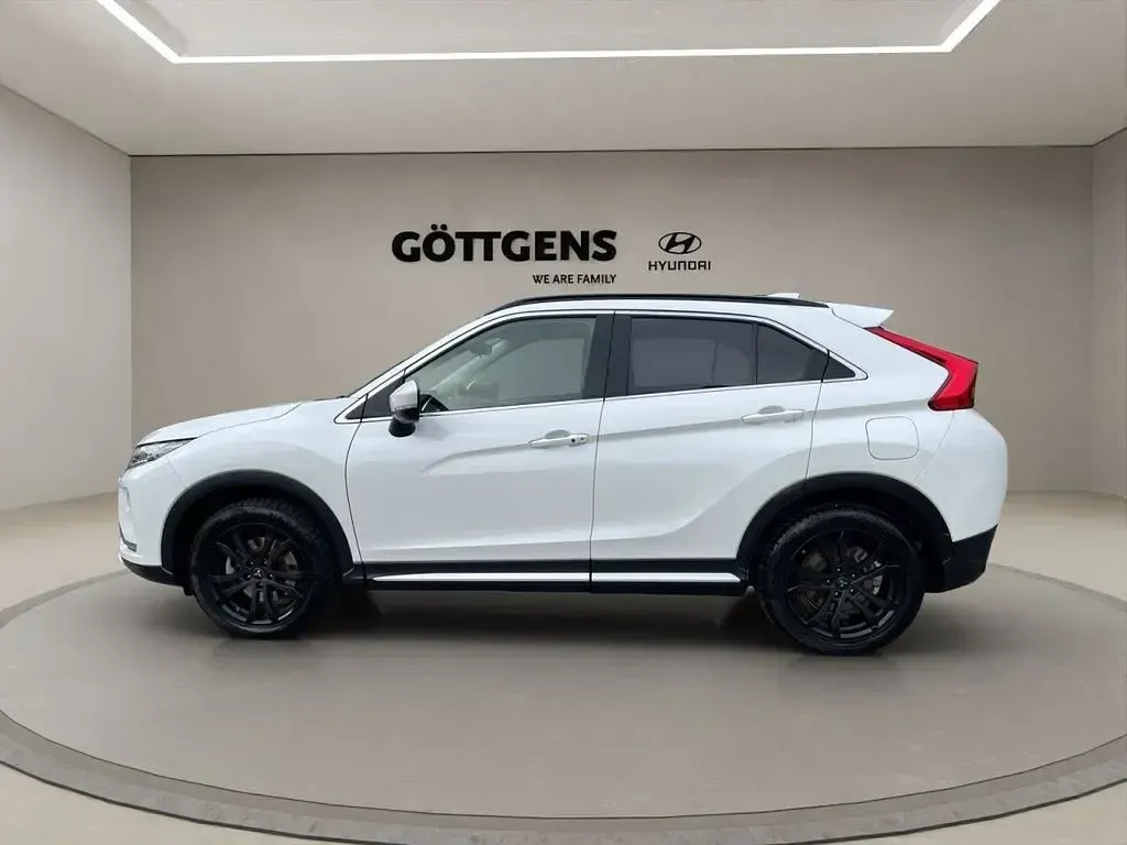 Gebraucht Mitsubishi Eclipse Cross Top 163 PS (119 kW) 2019 Weiß SUV