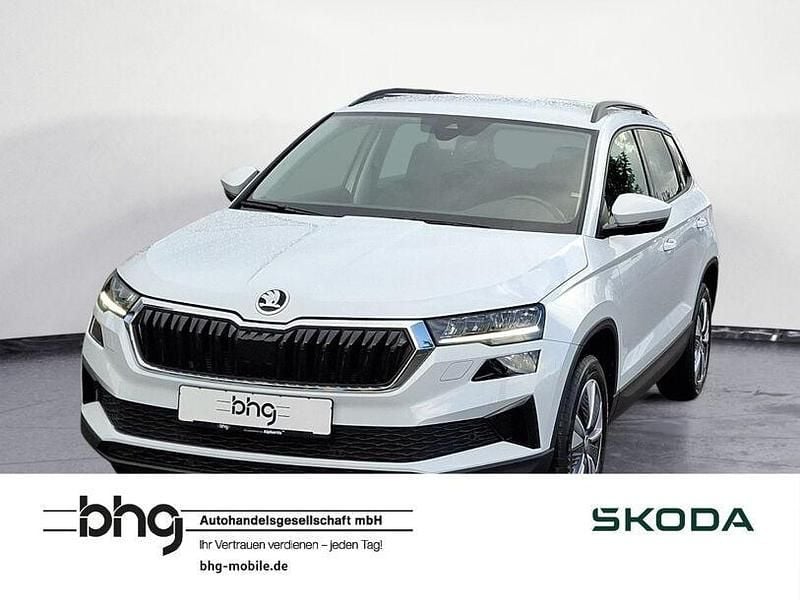 Moonweiß perleffekt Gebraucht 2022 Skoda Karoq Ambition SUV | 21.480 € (Guter Preis) - Bild 1/4
