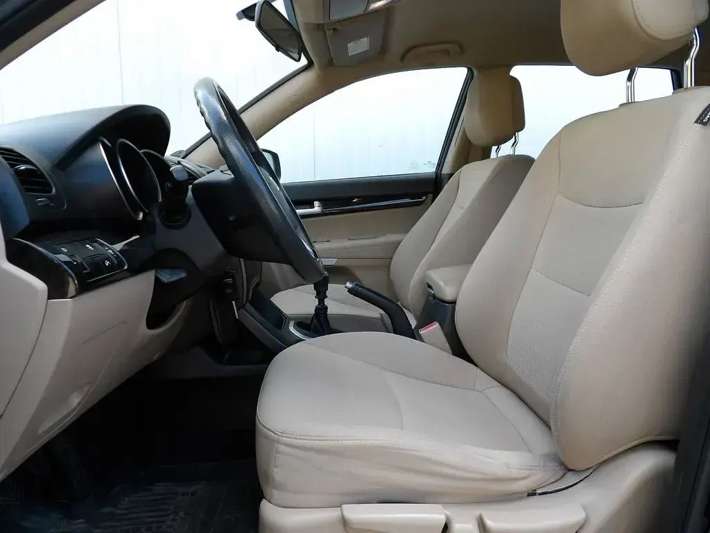 Gebraucht Kia Sorento Attract 197 PS (144 kW) 2010 Schwarz SUV