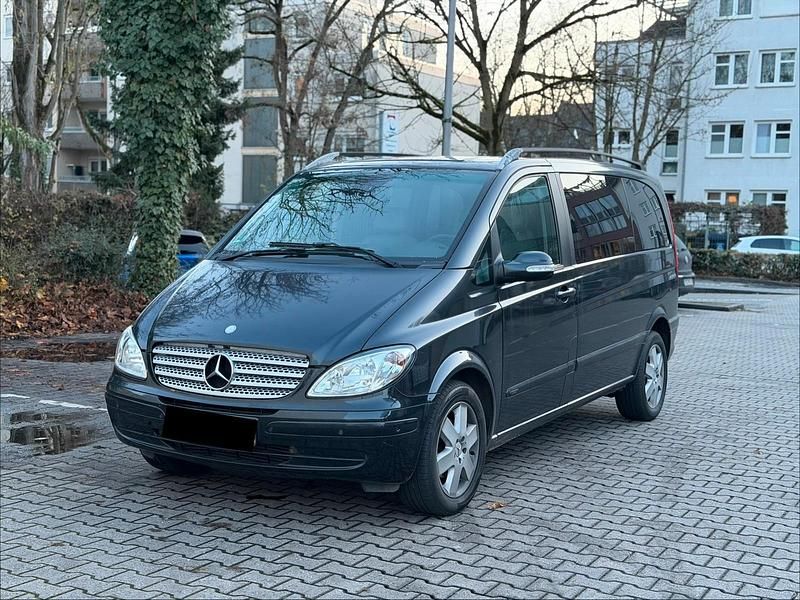 Schwarz Gebraucht 2006 Mercedes Viano Van / Kleinbus | 4.350 € (Superpreis) - Bild 1/4