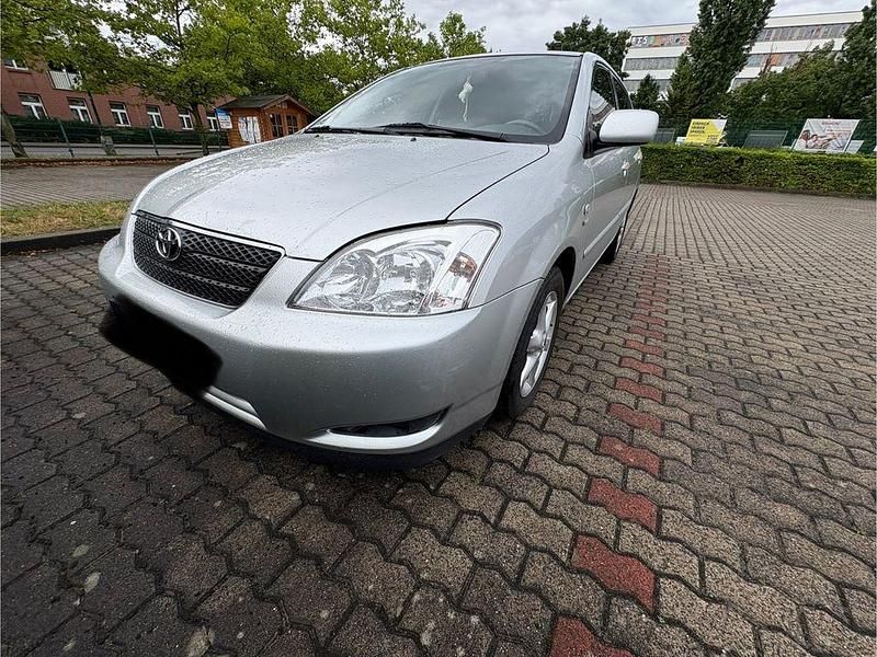 Grau Gebraucht 2002 Toyota Corolla Sol Limousine | 3.990 € (Fairer Preis) - Bild 1/4
