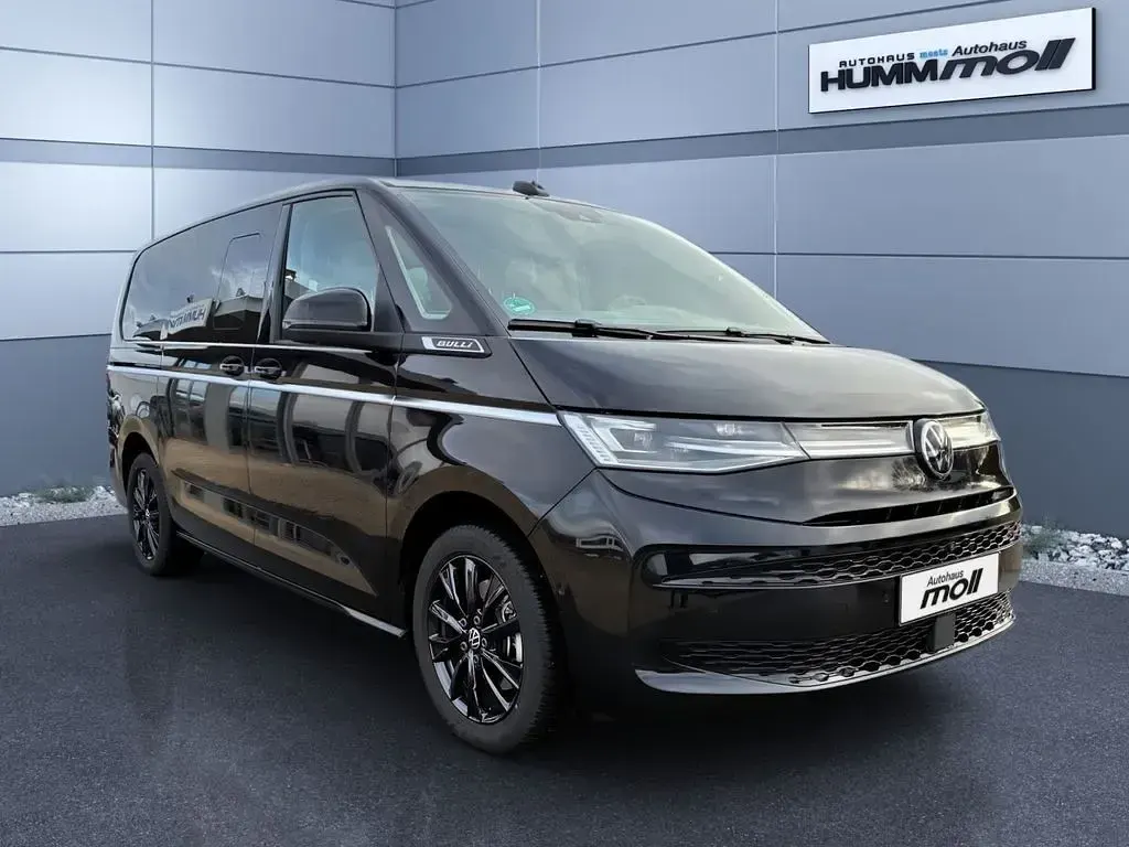 Gebraucht VW Multivan Style 150 PS (110 kW) 2025 Schwarz Van / Kleinbus