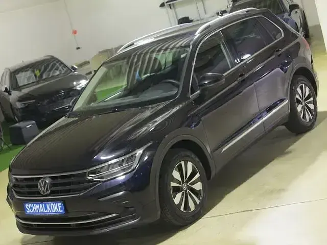 Gebraucht VW Tiguan Move 150 PS (110 kW) 2024 Deep blackperl. (metallic) SUV