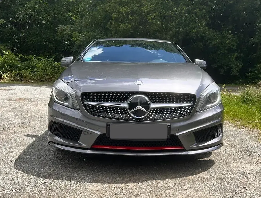 Gebraucht Mercedes A250 211 PS (155 kW) 2013 Grau Kleinwagen