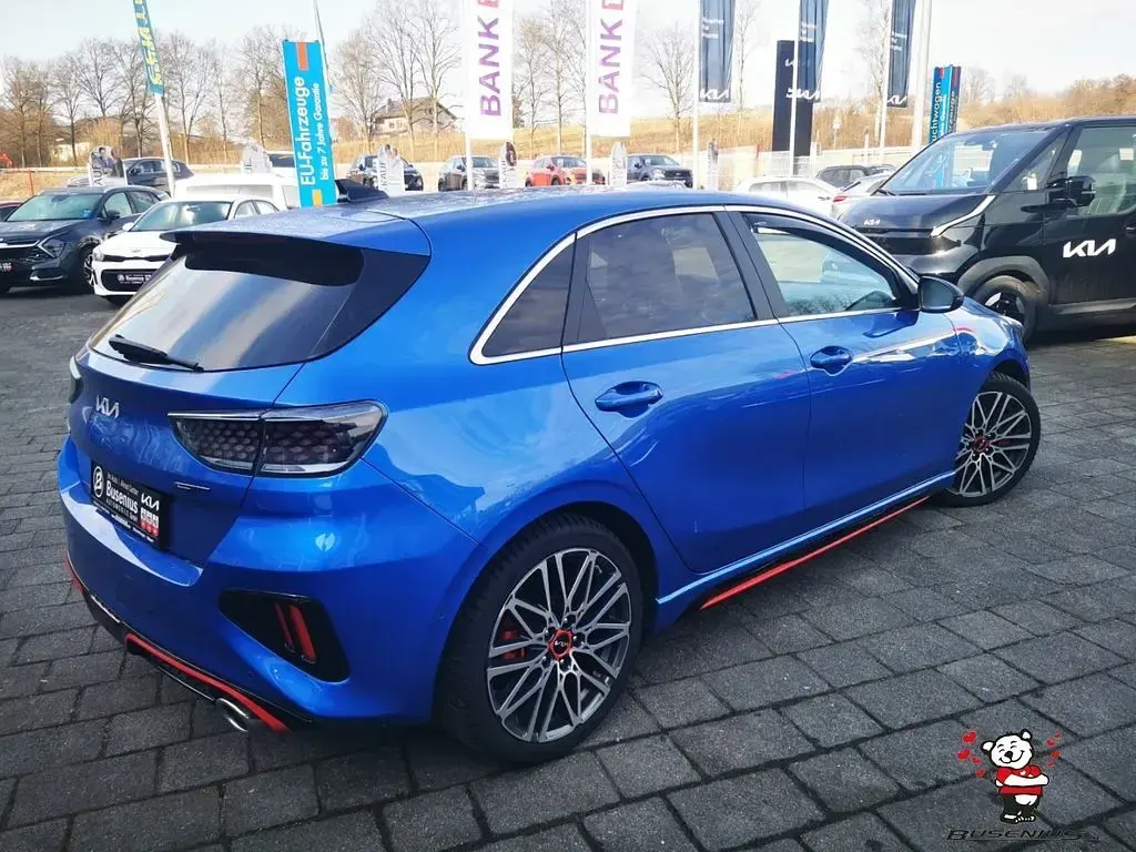 Używany Kia Ceed GT 204 KM (150 kW) 2023 Niebieski Hatchback