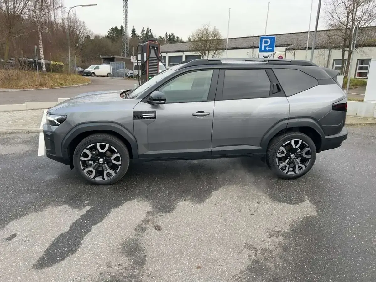 Gebraucht Dacia Bigster Journey 155 PS (114 kW) 2025 Dolomitgrau SUV