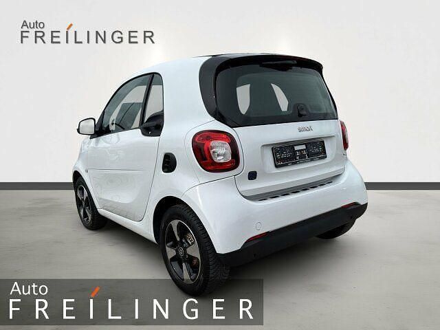 Gebraucht Smart ForTwo Electric Drive Passion 60 kW (82 PS) 2021 Weiß Coupé