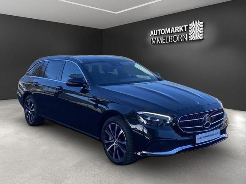 Gebraucht Mercedes E300 306 PS (225 kW) 2021 Ung. schwarz  unilack Kombi