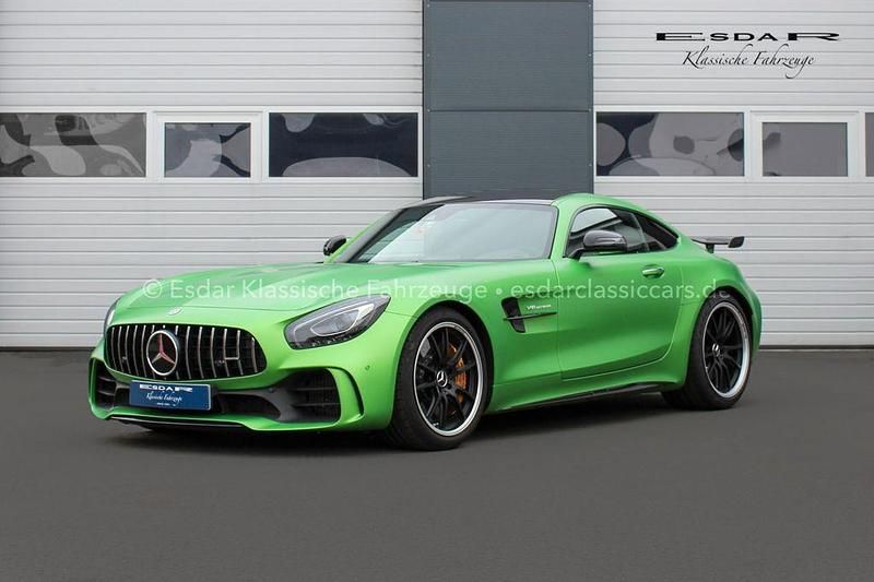 Amg green hell magno Gebraucht 2018 Mercedes AMG GT R AMG Coupé | 145.000 € - Bild 1/4
