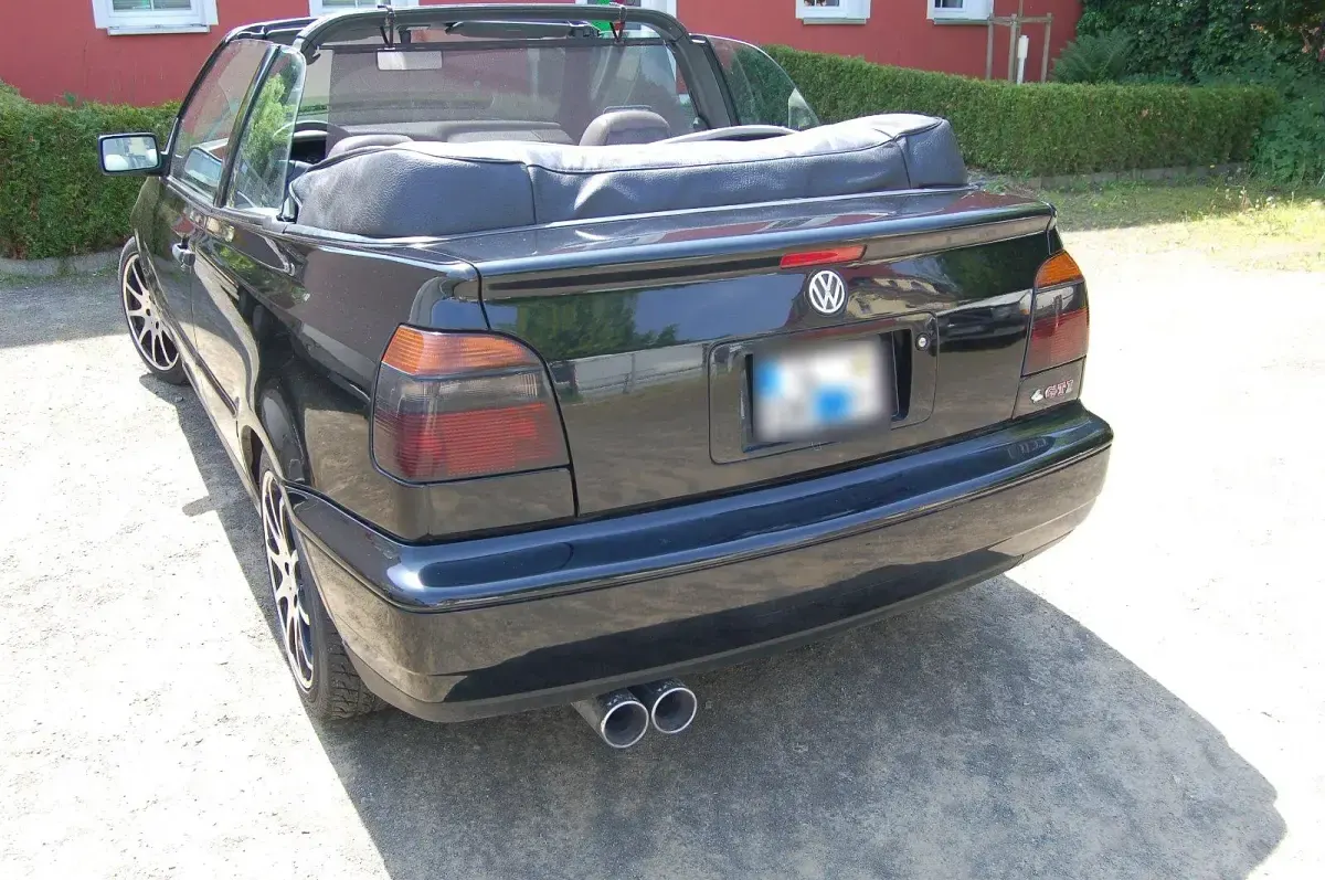 Gebraucht VW Golf Cabriolet GTI 115 PS (84 kW) 1994 Schwarz Cabrio