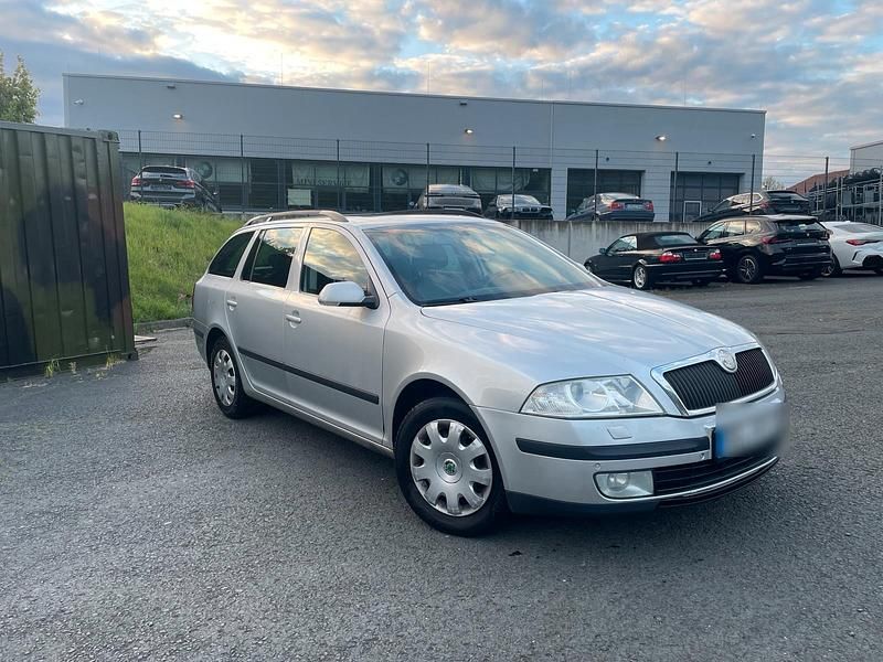 Gebraucht Skoda Octavia 105 PS (77 kW) 2007 Silber Kombi