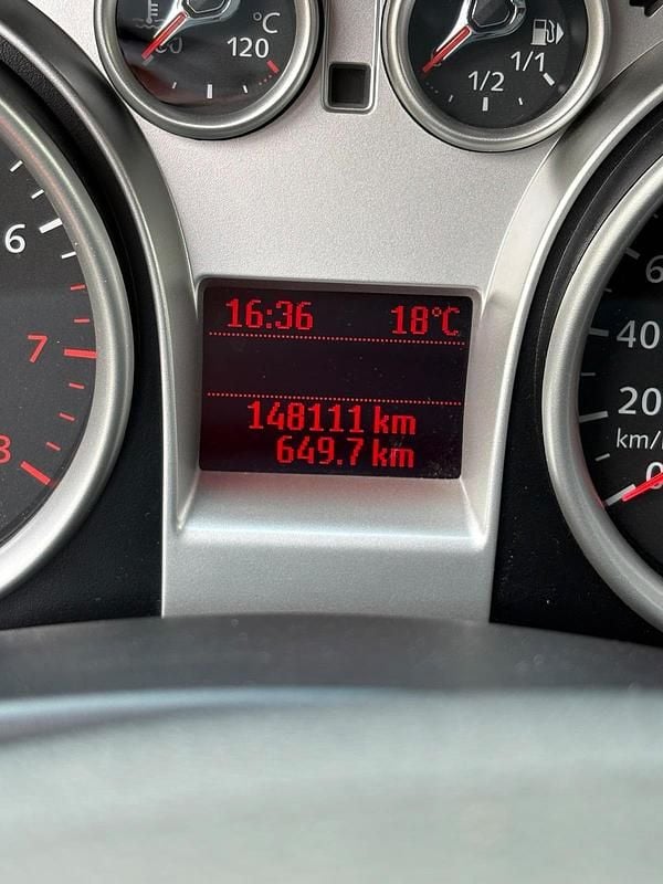 Second-hand Ford Focus 101 CP (74 kW) 2008 Negru Berlinǎ