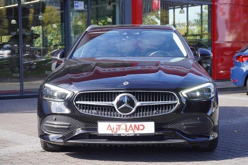 Gebraucht Mercedes C220 Avantgarde 220 PS (161 kW) 2021 Schwarz Kombi