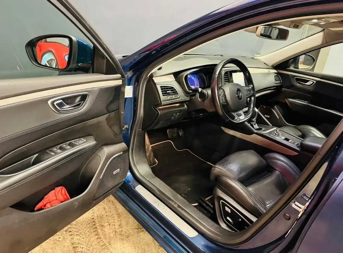 Gebraucht Renault Talisman Initiale 200 PS (147 kW) 2019 Blau Kombi