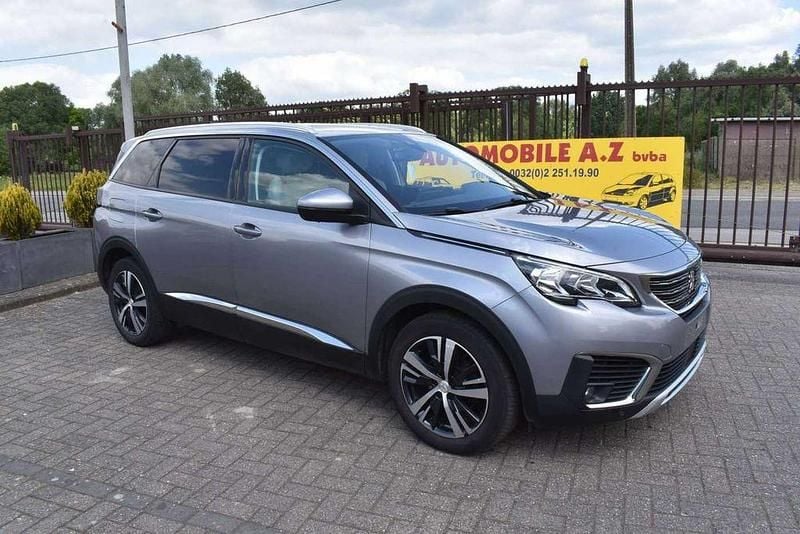 Silber Gebraucht 2017 Peugeot 5008 Allure Van / Kleinbus | 12.999 € (Fairer Preis) - Bild 1/4