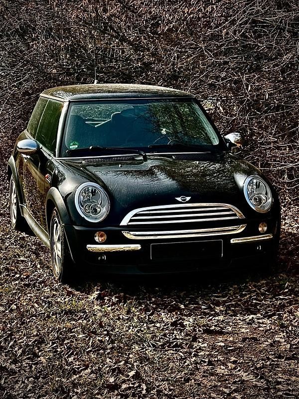 Second-hand Mini ONE 75 CP (55 kW) 2004 Negru Hatchback