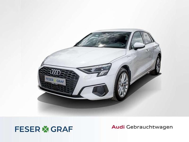 Ibisweiß Gebraucht 2022 Audi A3 e-tron Kleinwagen | 24.990 € (Fairer Preis) - Bild 1/4