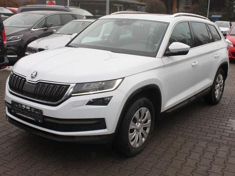 Weiß Gebraucht 2018 Skoda Kodiaq Style SUV | 19.900 € (Fairer Preis) - Bild 1/4
