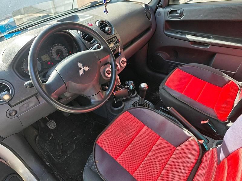 Gebraucht Mitsubishi Colt 2009 Weiß Kleinwagen