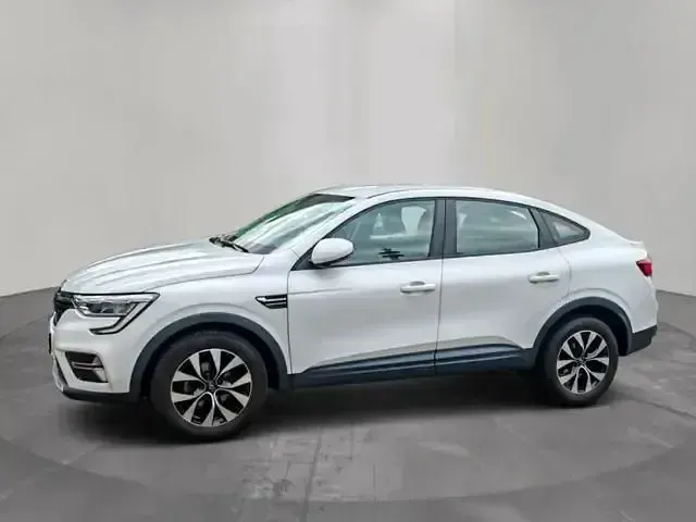 Gebraucht Renault Arkana Equilibre 140 PS (102 kW) 2023 Weiss SUV