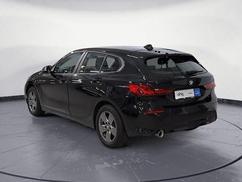 Gebraucht BMW 116 Advantage 109 PS (80 kW) 2022 Schwarz Kleinwagen