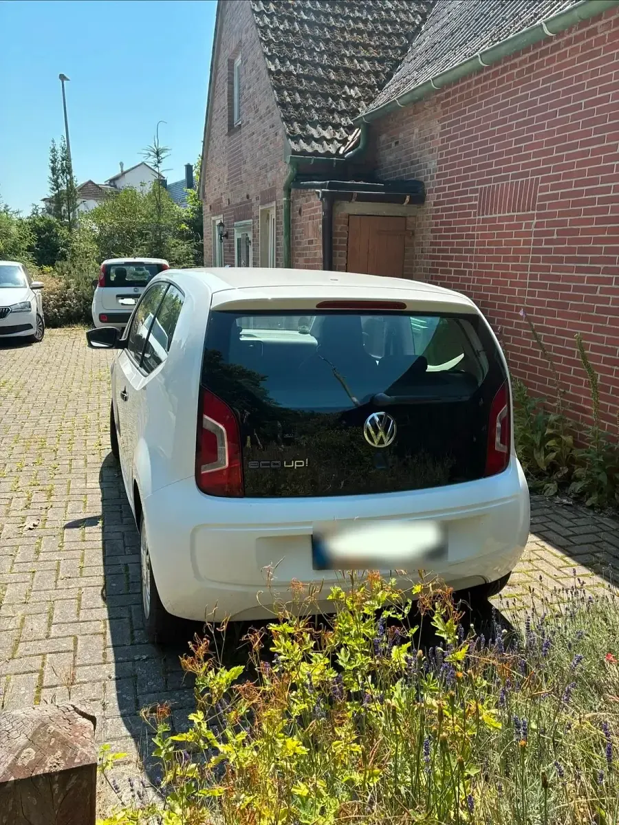 Gebraucht VW up! 68 PS (50 kW) 2013 Weiß Kleinwagen