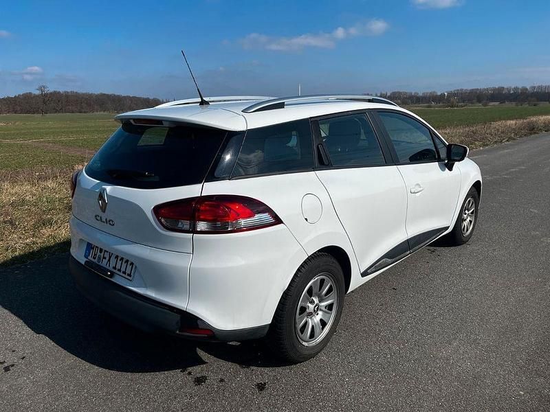 Gebraucht Renault Clio IV Intens 90 PS (66 kW) 2018 Weiß Limousine