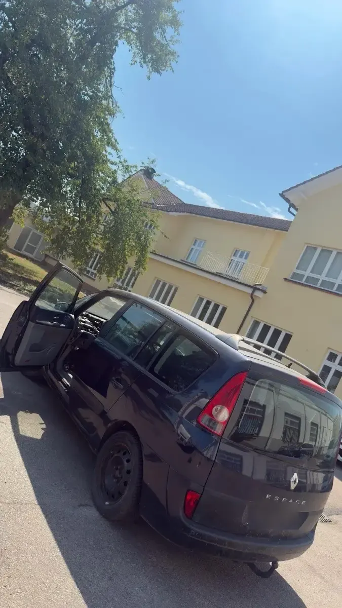 Gebraucht Renault Espace 139 PS (102 kW) 2006 Blau Van / Kleinbus