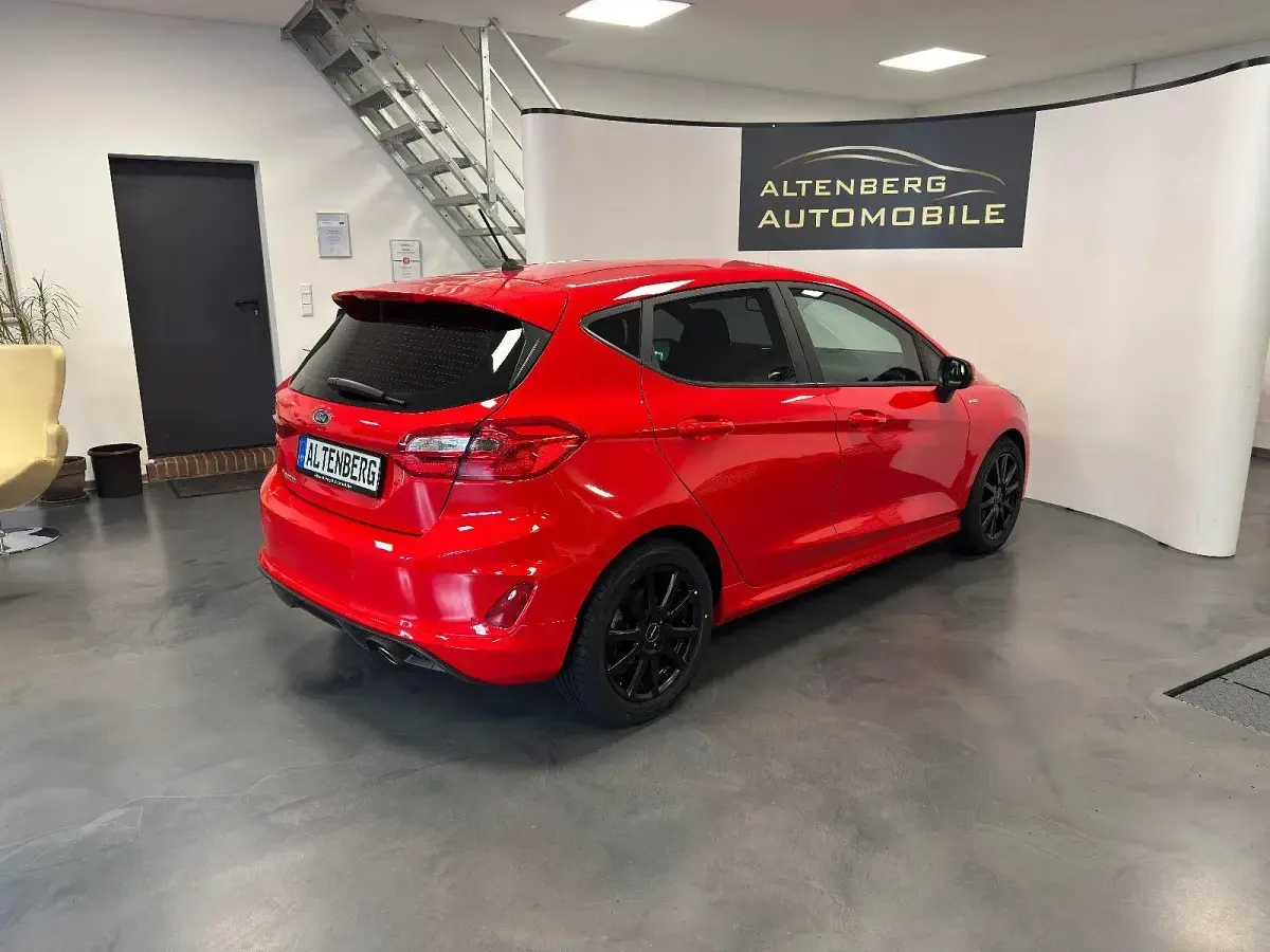 Gebraucht Ford Fiesta ST-Line 101 PS (74 kW) 2018 Rot Kleinwagen