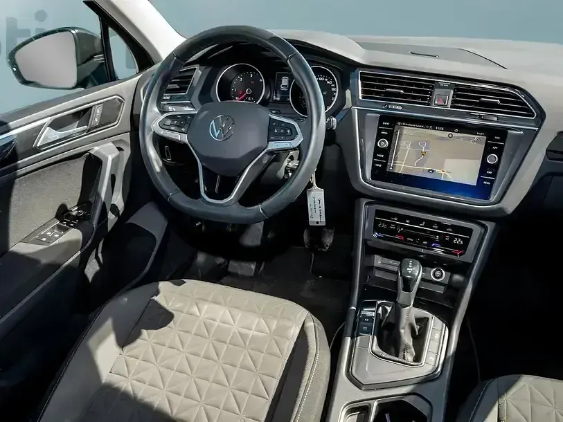Gebraucht VW Tiguan 150 PS (110 kW) 2023 Schwarz SUV