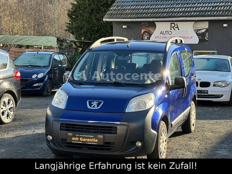 Blau Gebraucht 2010 Peugeot Bipper Basis Van / Kleinbus | 2.300 € (Guter Preis) - Bild 1/4