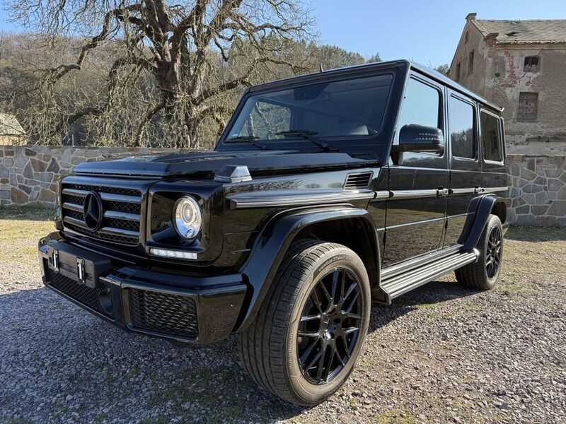 Obsidianschwarz metallic Gebraucht 2016 Mercedes G500 Sport SUV | 63.490 € (Guter Preis) - Bild 1/4