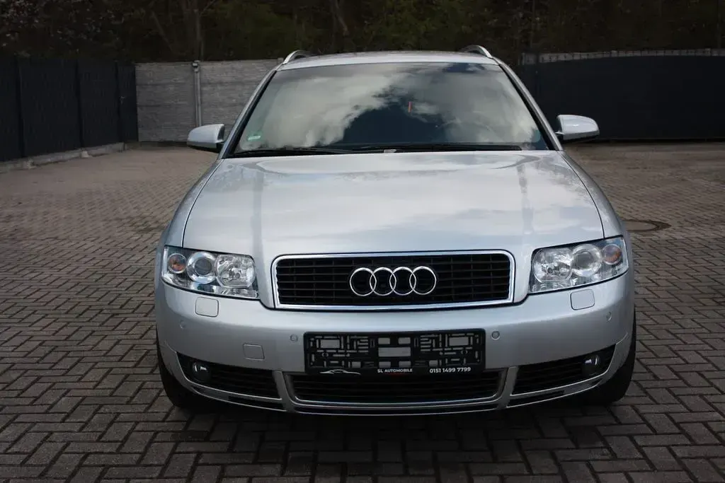 Gebraucht Audi A4 131 PS (96 kW) 2002 Silber Kombi