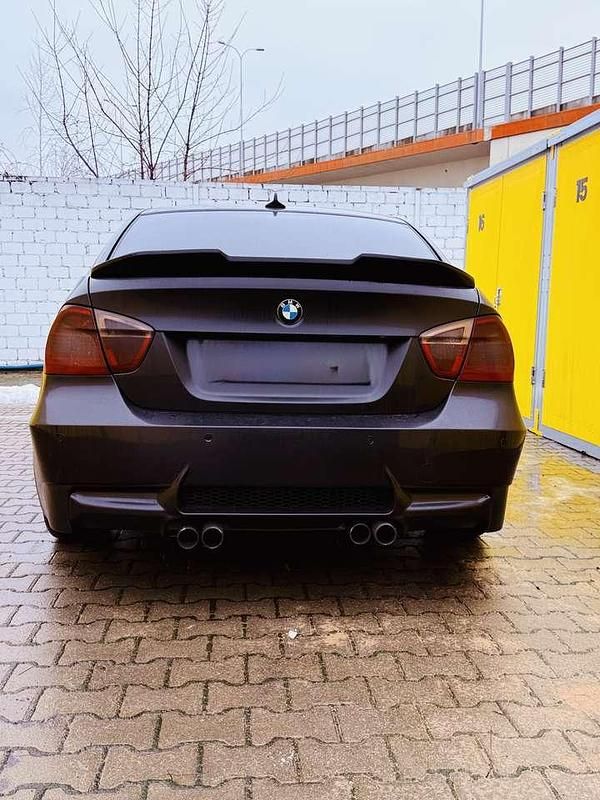 Gebraucht BMW 320 163 PS (119 kW) 2007 Limousine