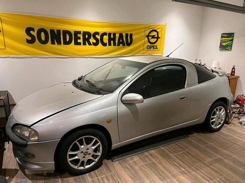 Gebraucht Opel Tigra 90 PS (66 kW) 1999 Silber Coupé