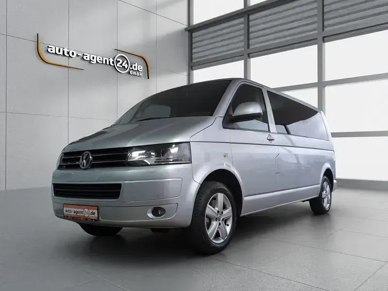Gebraucht VW Caravelle 210 PS (154 kW) 2013 Reflexsilber metallic Van